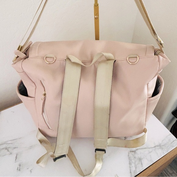 Petunia Pickle Bottom‎ BBML-596-00 Boxy Backpack, Blush Leatherette - Picture 6 of 13